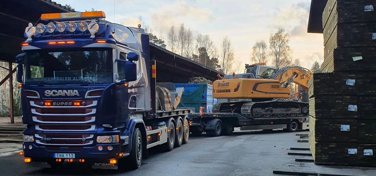 Maskintransporter godstransporter Alingsås Vårgårda Brandt